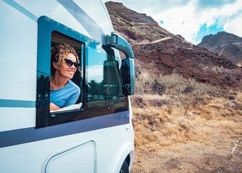 The Caravan Lifestyle and Why It Keeps Drawing People Back to the Road 